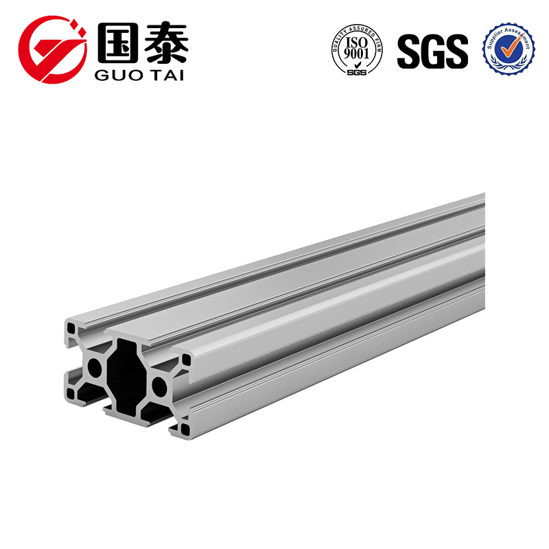 Aluminiumtüren und Fenster sind zur Mode der modernen Architektur geworden