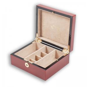 Kundenspezifische Hautpflege Produkt Uhr Lippenstift Armband kosmetische Geschenkbox