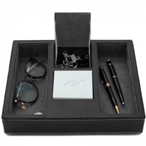 Valet Tablett aus schwarzem Leder