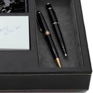 Valet Tablett aus schwarzem Leder