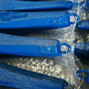 Fischen-Senkblei-Roheisen gemaltes Blau