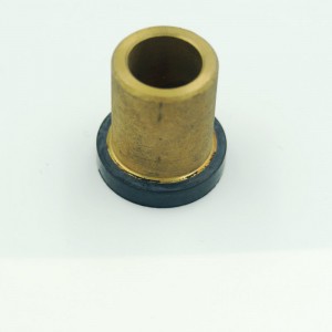 Gummibuchsen mit Messing