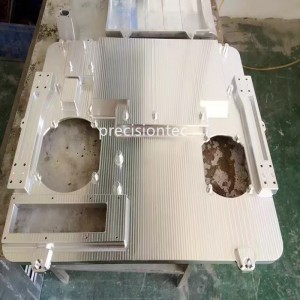 Individuelle Herstellung von Motorradreilen