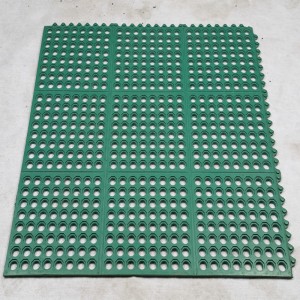 Hochwertige perforierte Naturkautschuk-Drainagematte für Decks