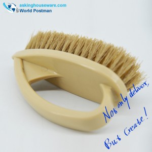 Akbrand Kleine Bürste mit gewölbtem Kunststoffgriff