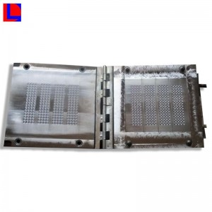 Hochwertige Silikon-Kuchenformen, die durch Spritzguss mit Gummiformmaschine hergestellt werden