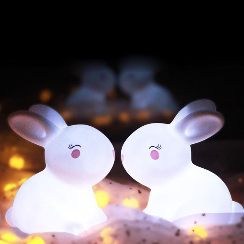 Halten Sie Kleber kleine weiße Kaninchen Nachtlampe Spielzeug Dekoration