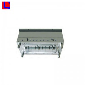 Kunststoffteil, hergestellt durch Formen des Formgebers