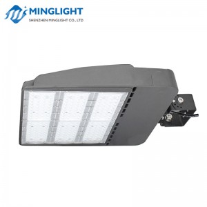 LED Parkplatz / Flutlicht FL80 180W