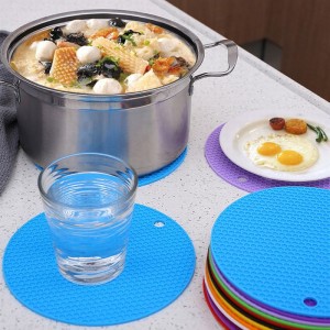 modische Streicheleinheiten Durable Silicone Drink Coasters Gummigetränkmatten