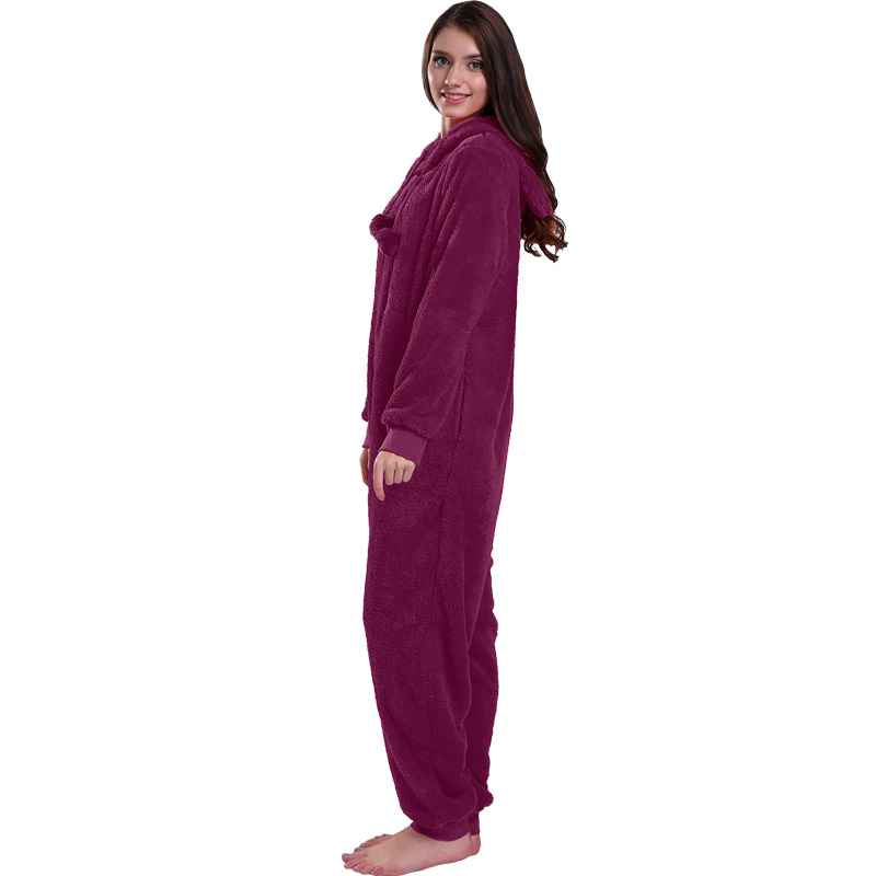 Frauen-rote Onesie-Pyjamas mit Kapuze mit den Tierohren