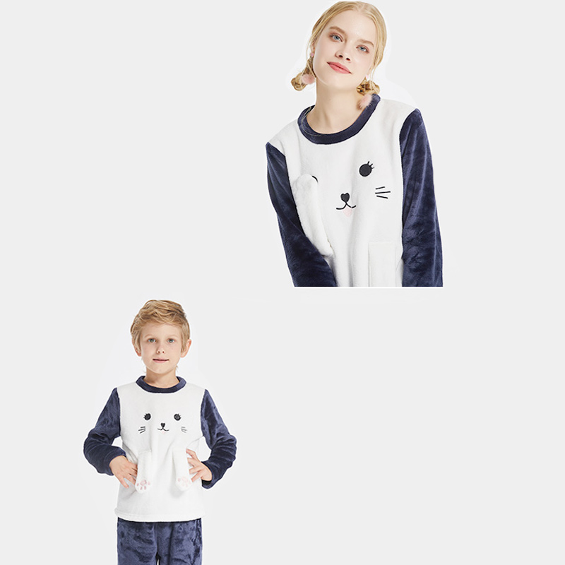 Familie passenden Flanell Fleece-Stickerei Pyjama Set