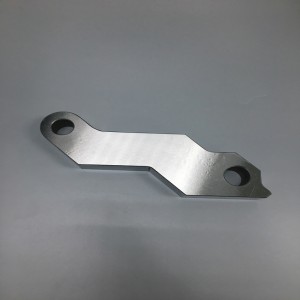 Metallteile mit Drahtsägen