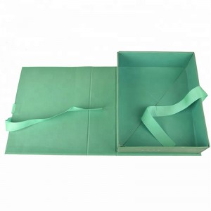 kundenspezifische weiße schwarze faltende magnetische silk Geschenkboxluxusverpackung mit Bogen für die Halskette, die Schmucksache-Bindungskosmetik earing ist