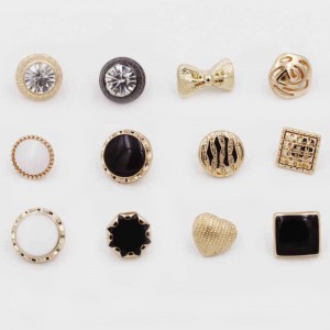 Kundenspezifische Metallhemdknöpfe des neuen Designs der Mode, die Knöpfe 8 nähen