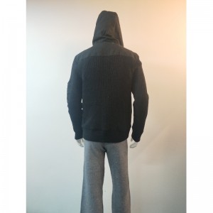 SCHWARZER PULLOVER MIT KAPUZE RLMS0074F