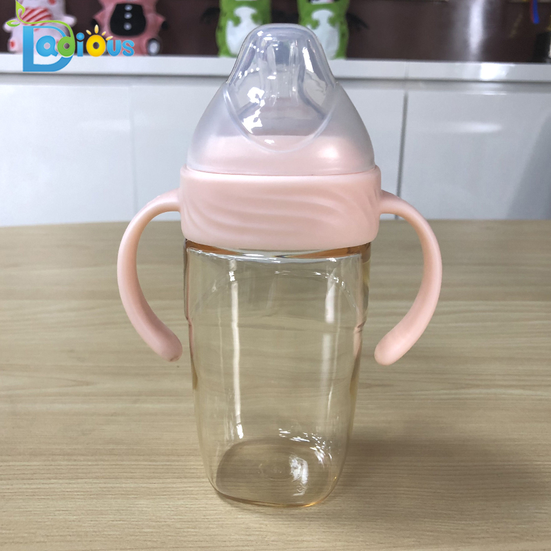 Neugeborene BPA-freie PPSU-Saugflasche 240ML Babyflasche Custom Logo Baby-Milchflasche mit Griff