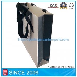 Elegante Geschenkpapiertüte mit individuellem Design