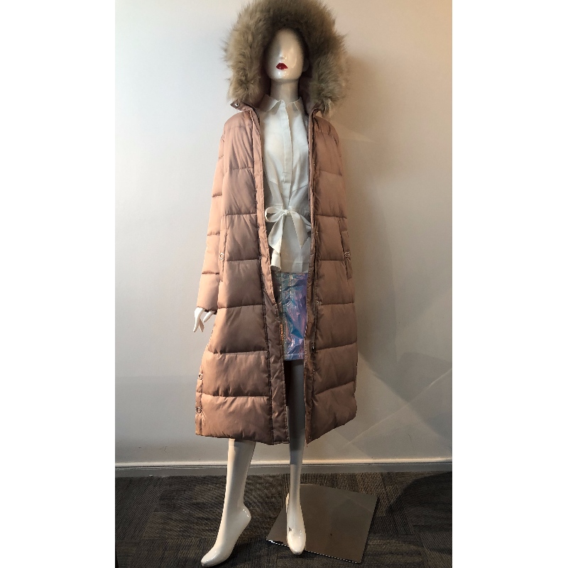 LANGER PUFFERMANTEL DER DAMEN IN CHAMPAGNER RLWPC0073