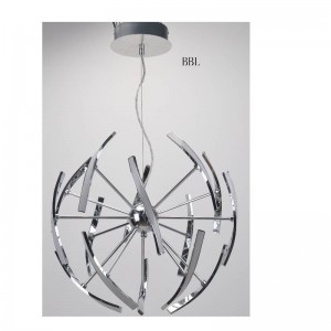 LED Pendelleuchte mit Aluminiumstreifen