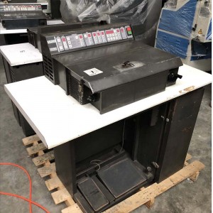 computergesteuert gebrauchte Italien COMELZ SS20 Leder-Schälmaschine