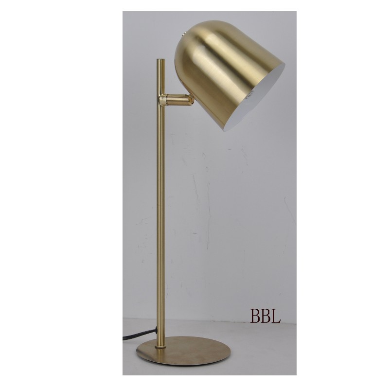 Tischleuchte mit drehbarem Metallschirm