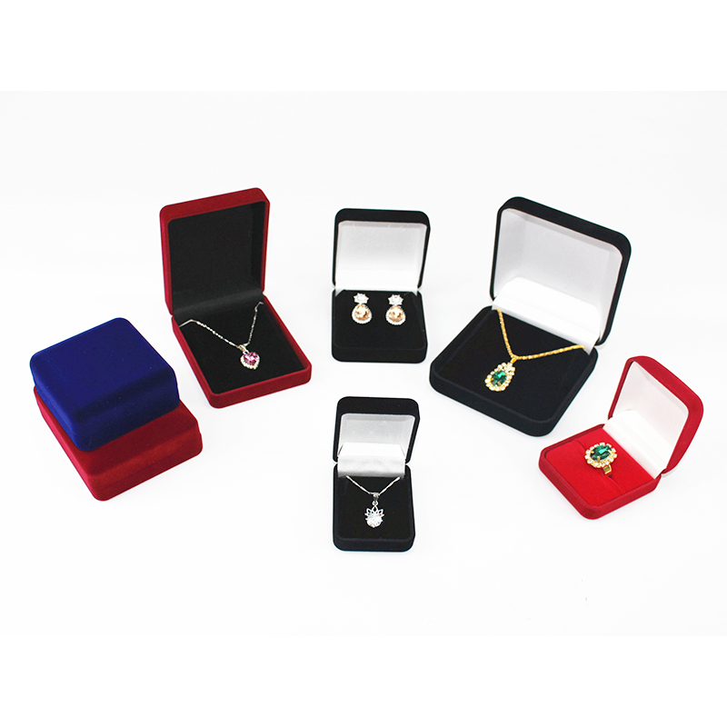 Geschenkbox Schmuckkästchen Samt Box