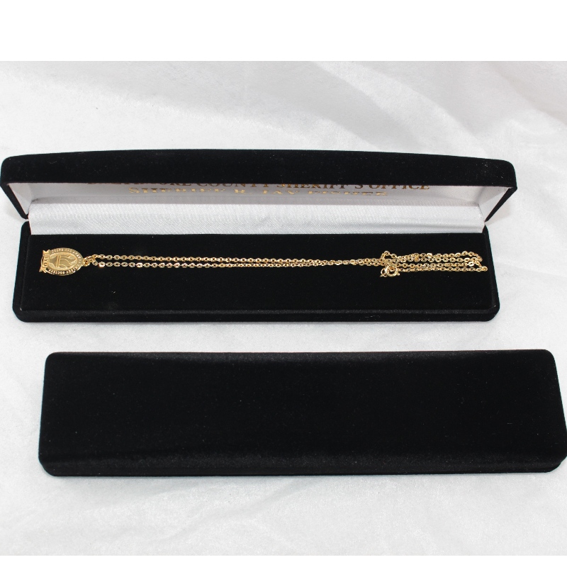 D-11 benutzerdefinierte Großhandel schwarz Samt Box für Abzeichen & Halskette