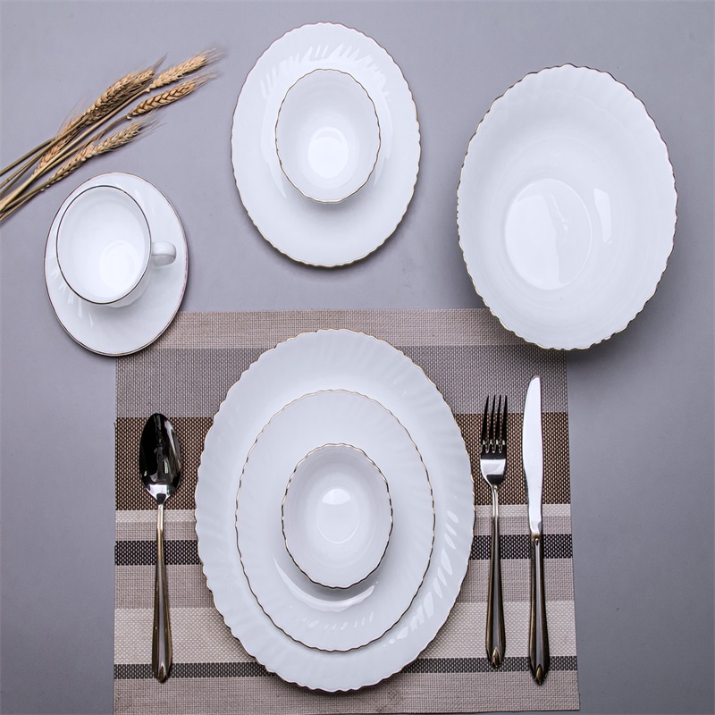21G & Dinner Set mit goldener Linie Hitzebeständigkeit Opal Glassware