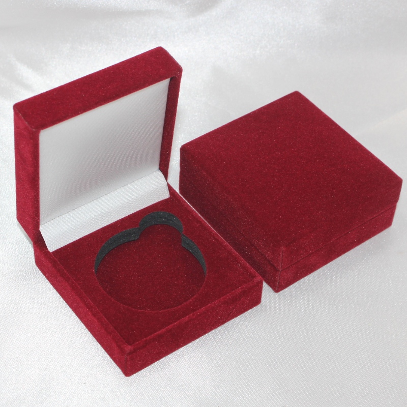 Punkt V-04 quadratische PU Lederbox für Münze&Abzeichen, Manschettenknöpfe, Krawattenklempner, etc. mm.63*68*28, Gewichte ca. 50g