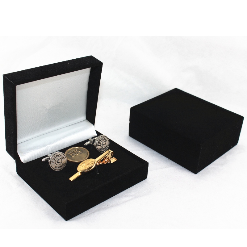 Artikel V-09 Rechteck Kunstleder Papierbox für 50-60 mm Münze, Manschettenknöpfe, Krawattenklammer, Abzeichen usw. mm. 98 * 84 * 38, wiegt etwa 105 g