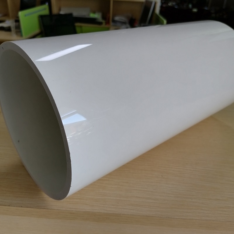 Custom Spiegel-Effekt weiß Extruded PVC Kunststoff Rohrleitung in China hergestellt