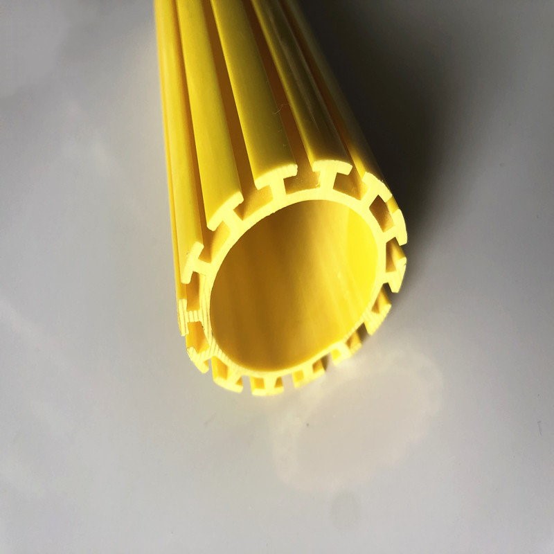 kundenspezifisches Extrusions-PVC-Profilrohr-Kunststoffrohrprofil für den Gleitschlitz der Lutscherstütze