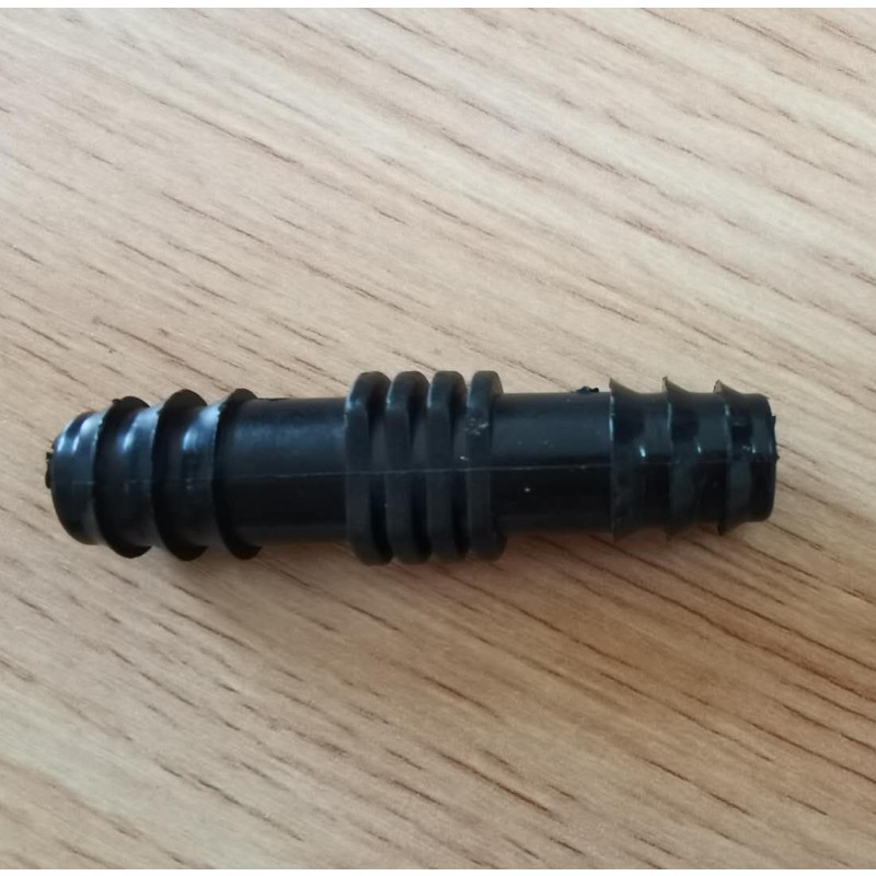 Eingebauter Anschluss für PE-Tropfrohr