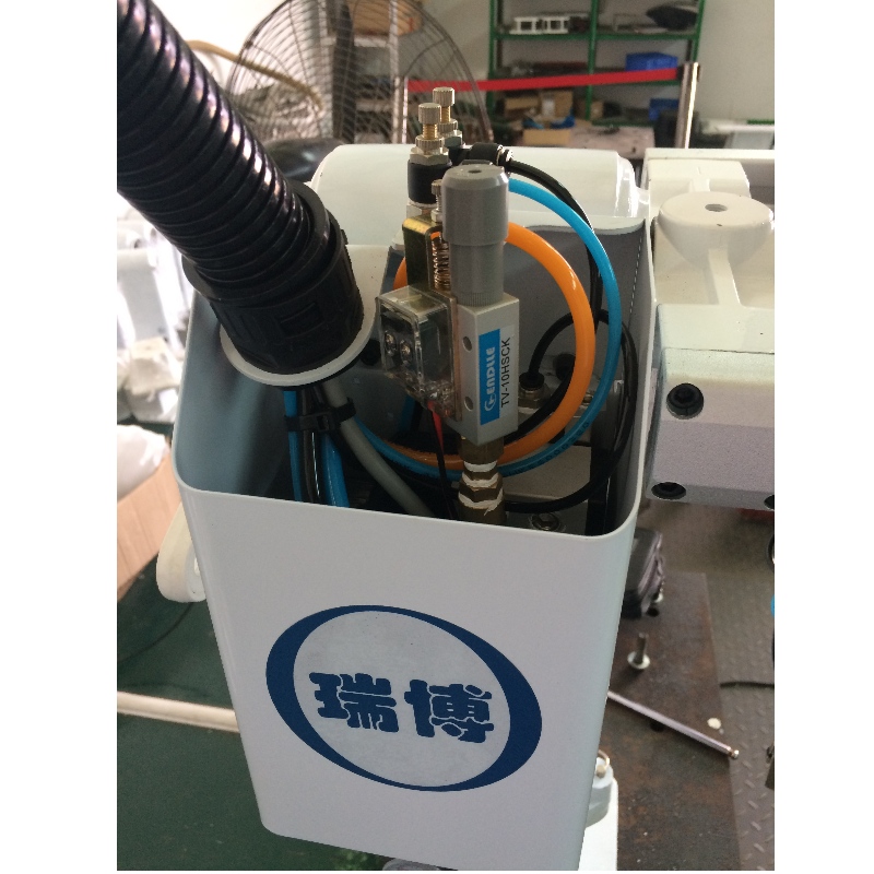 Werkseitiger Roboter-Spritzguss-Robotermanipulator mit direktem Schwingarm