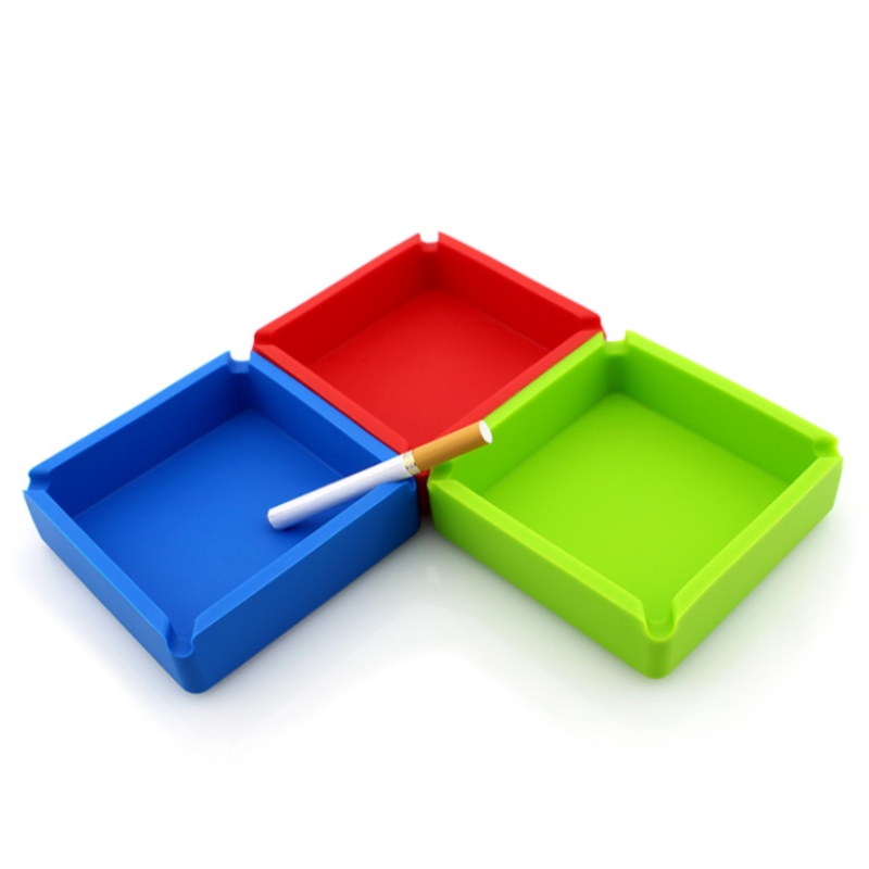 Großer quadratischer Aschenbecher