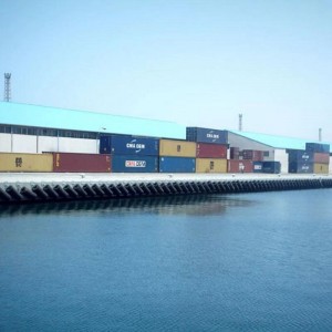 Fender aus Hohlraumkautschuk, Fender aus Kautschuk