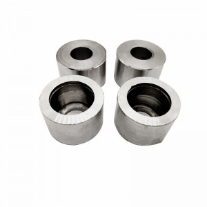 Werksspezifischer Service Präzise CNC-gefräste Aluminiumbuchse