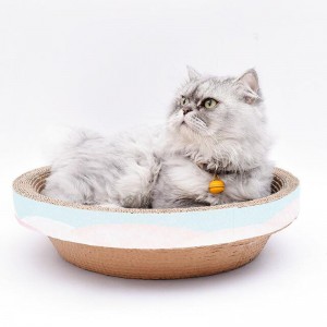 Cherry Cat greift Schüssel