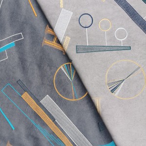 Gesticktes Flanell-Tuch BNT6868