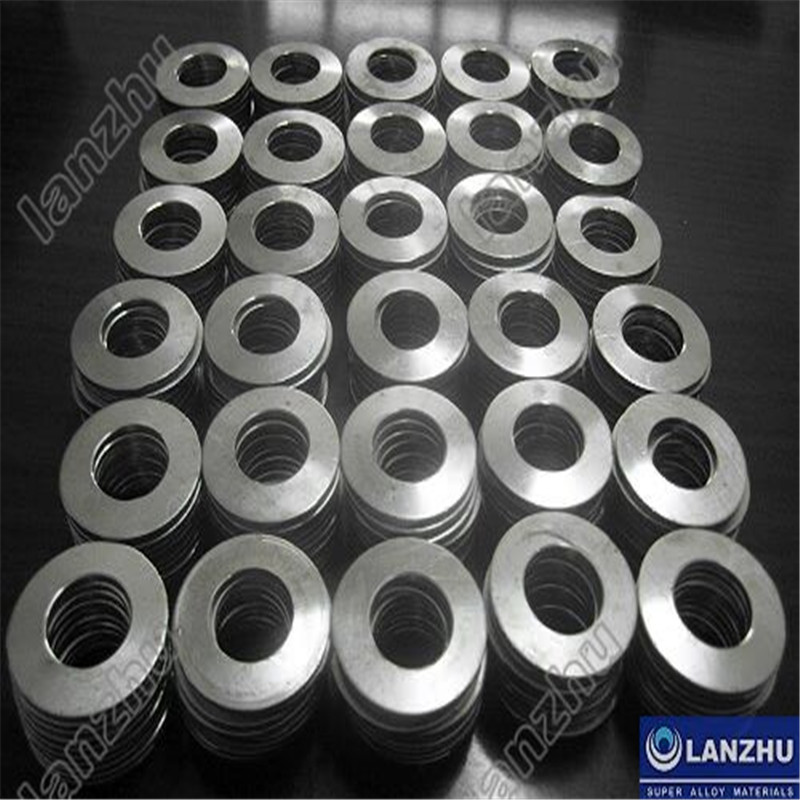 Anwendungneuer Anti-Korrosionsmaterialien und -technologien in Militärfahrzeugen (2)