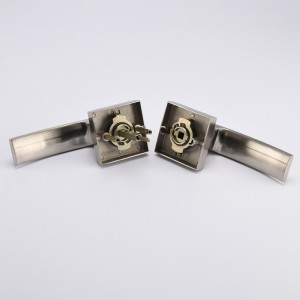 S7811 Satin -Nickel -Türgriff mit Schloss und Schlüssel, eingeschlossenes Eingangstürschlos