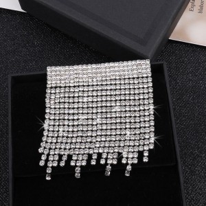 Temperament voller Bohrer Quaste Brosche