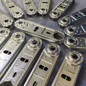 Roboterarme, Ausrüstungsteile, roborten Teile, CNC-Bearbeitungsteile, CNC-Drehmaschinen, CNC-Fräsen, CNC-Drehen