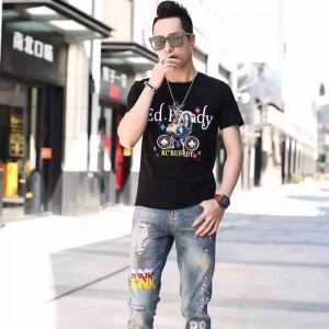 Gestricktes digitales Crewneck-T-Shirt