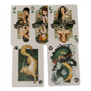 Flower Cut Card Custom Hersteller Magic Show Spielkarte Deutsch schwarzes Kernpapier Open Fan Fan Flower Cut geprägte Spielkarte