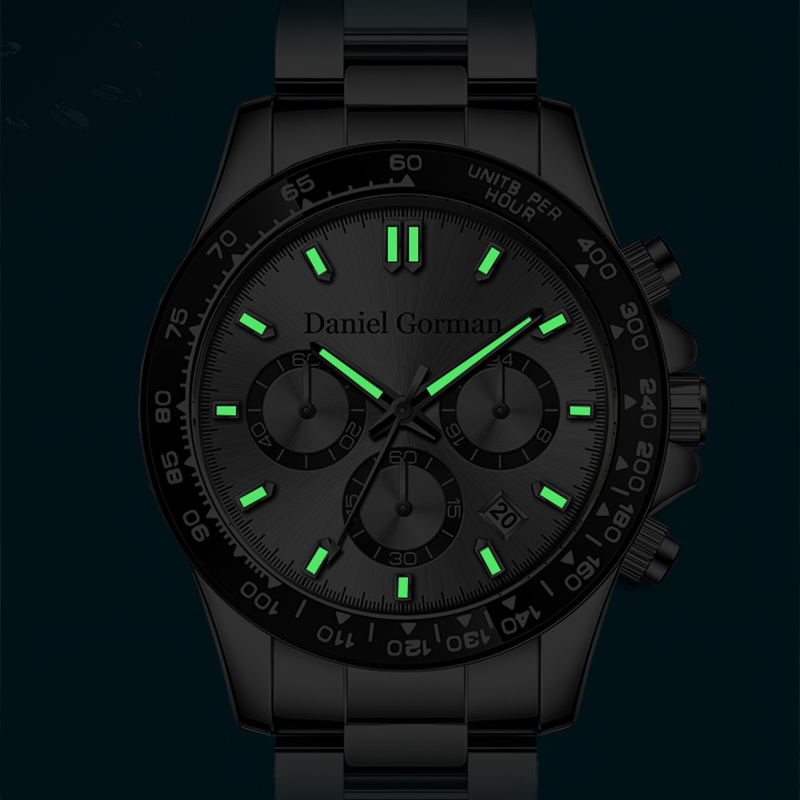 Apollo 11 astronaut Michael Collins\\\' all gold super watch verkauft als Auktion für $765000