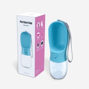 Food Grade Plastik Leckschutz tragbarer Welpe Wasserspender Hundwasserflasche mit Trinkfutter für Haustiere im Freien im Freien Wanderweg