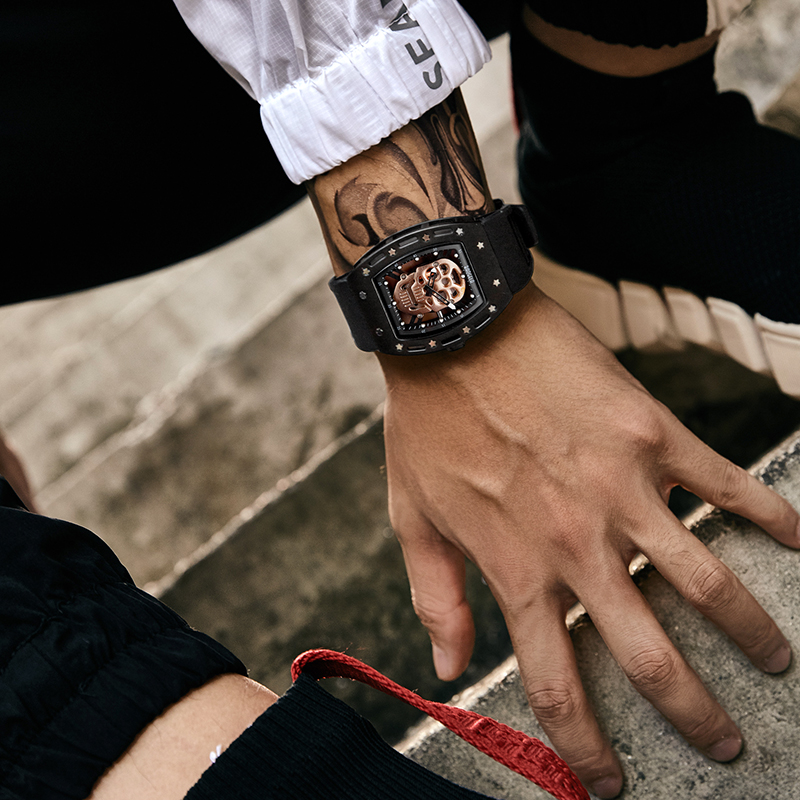 McKinsey veröffentlichte einen Bericht: In dennächsten fünf Jahren wird der High-End-Schmuck und die Luxus-Uhren-Industrie schnell wachsen!