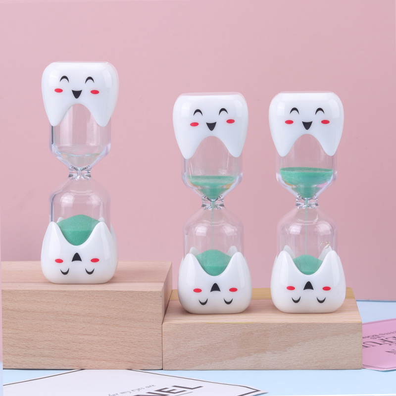 Neues Bürsten kreativ 2 Minuten 3 Minuten Sanduhr für Kinder zahnförmige Sanduhr Smiley Pinsel Timer Plastik